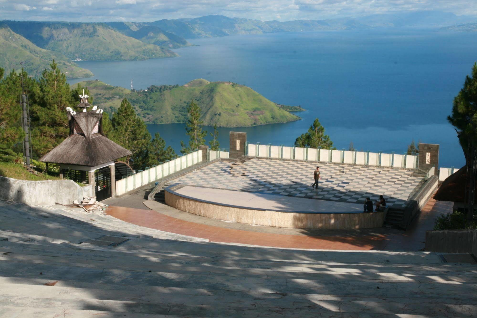 Taman Simalem Resort Tongging Exterior foto