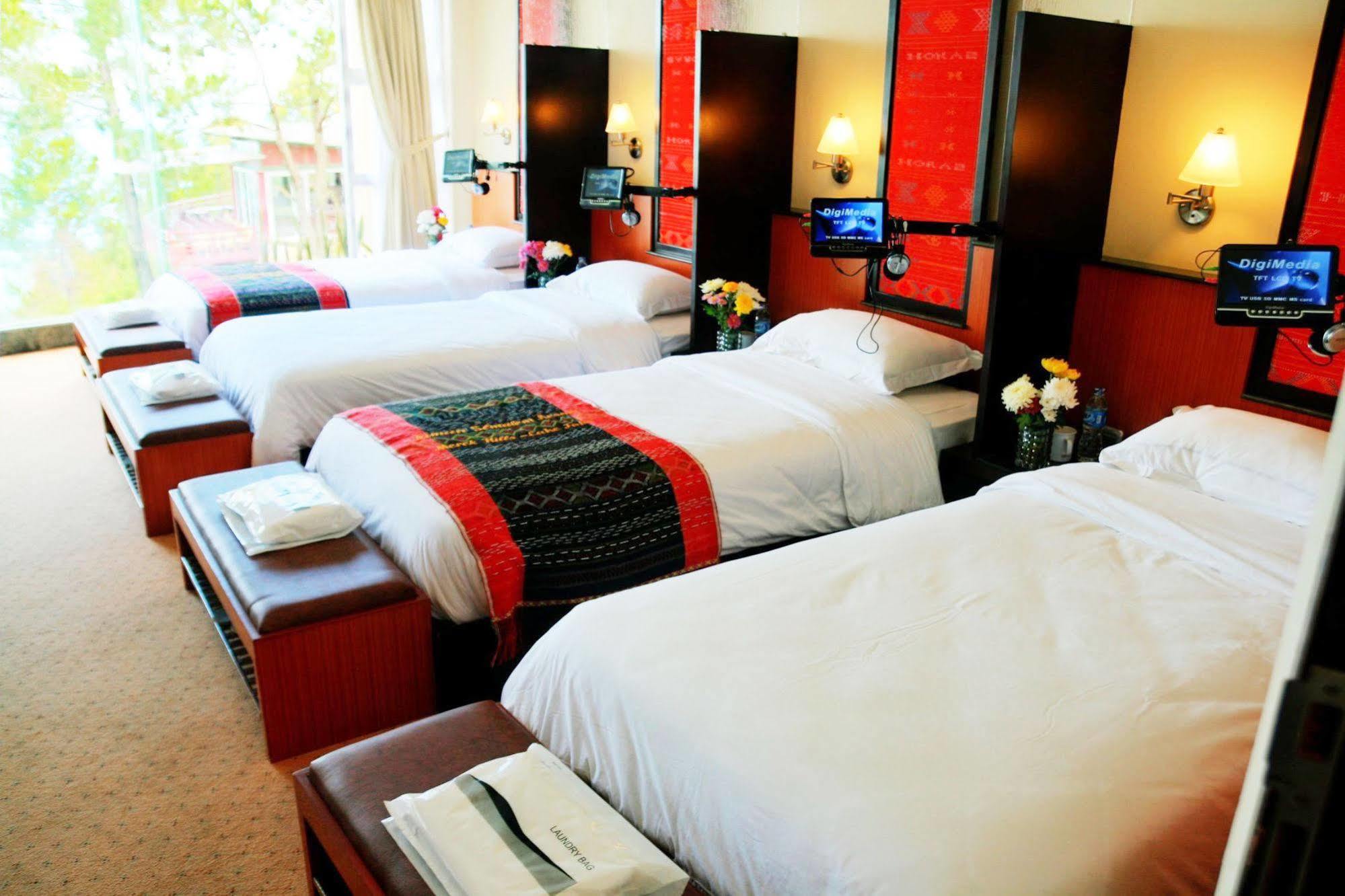 Taman Simalem Resort Tongging Exterior foto