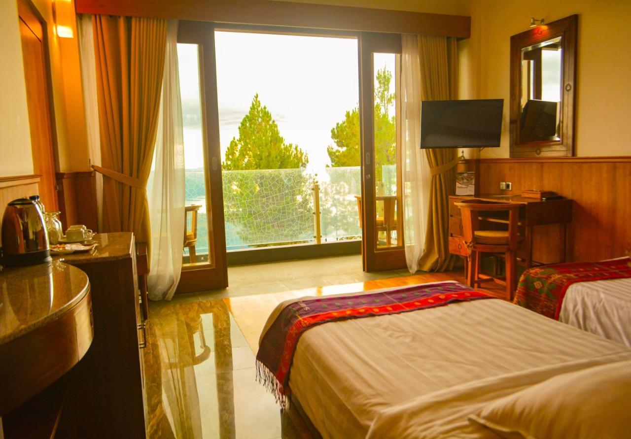 Taman Simalem Resort Tongging Exterior foto